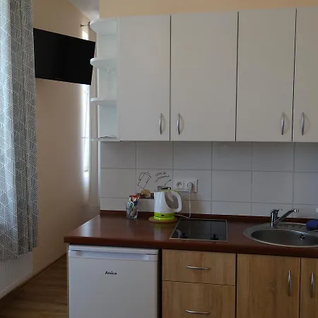 Apartment The Lion -apartamenty Z Aneksami Kuchennymi *